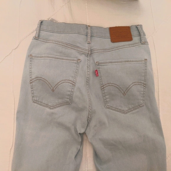 Levi's Denim - Levi's light wash skinny jeans like new